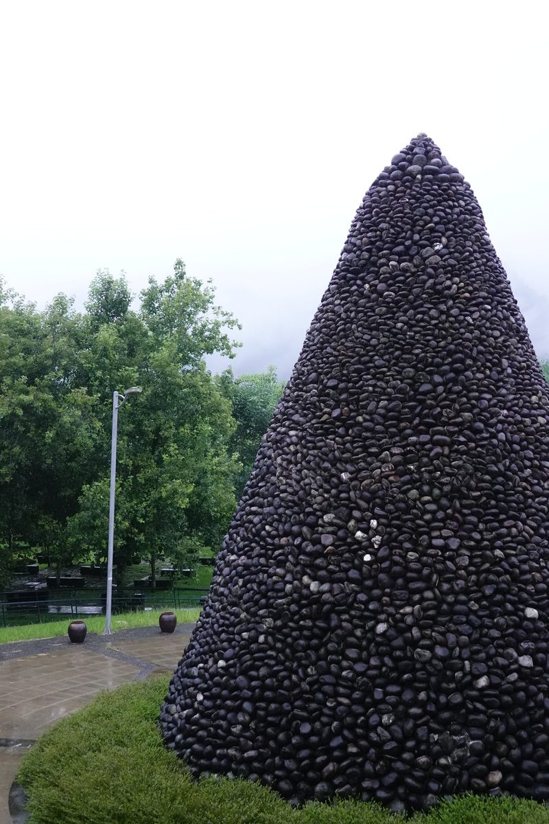 小林村紀念公園追思廣場紀念碑